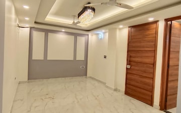 3 BHK Builder Floor For Sale in Shivalik Colony