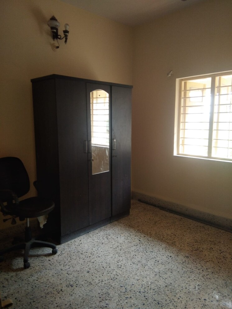 Room, shree-dattaguru-chs-chembur 3 Bedroom 1200 Sq.Ft. Apartment In Chembur Mumbai 8853002