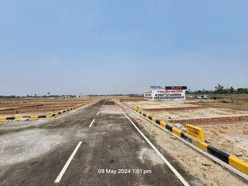  Plot For Sale in Gosainganj