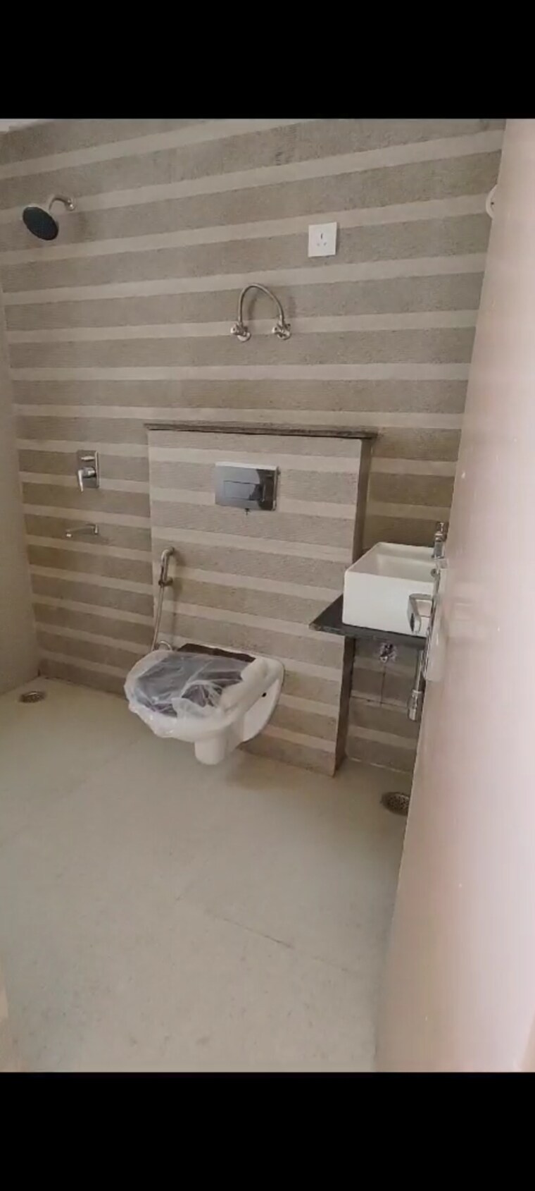 Bathroom, pareena-coban-residences 2.5 Bedroom 1550 Sq.Ft. Apartment In Sector 99a Gurgaon 8853043