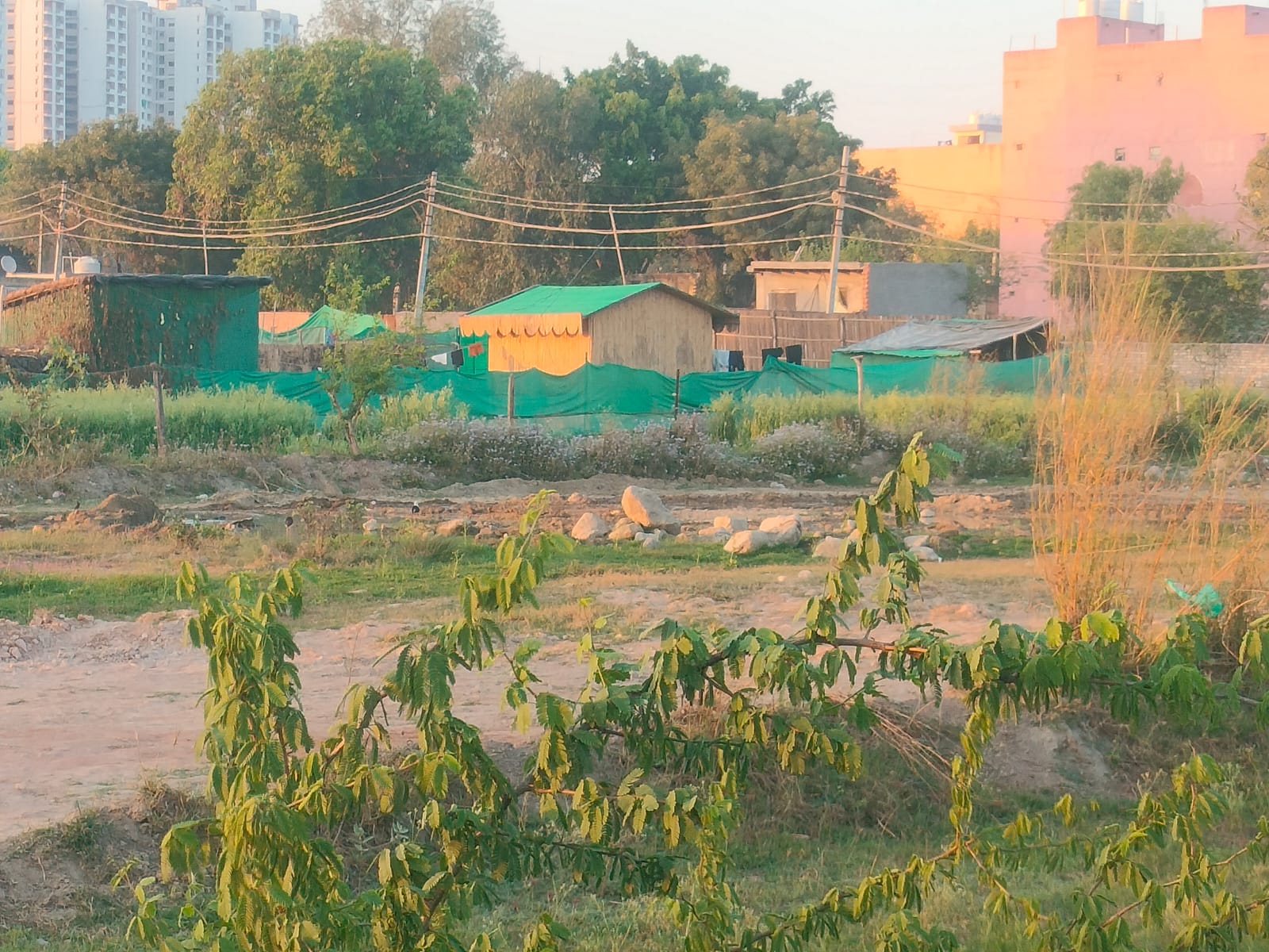 Plot For Sale in Nh2 Highway Near By 