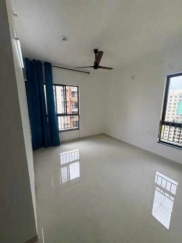 Room in 2 BHK Apartment at Shapoorji Pallonji Sensorium, Hinjewadi – for Rent
