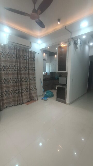 Room in 3 BHK Apartment at T Homes Phase 1, Siddharth Vihar – for Rent