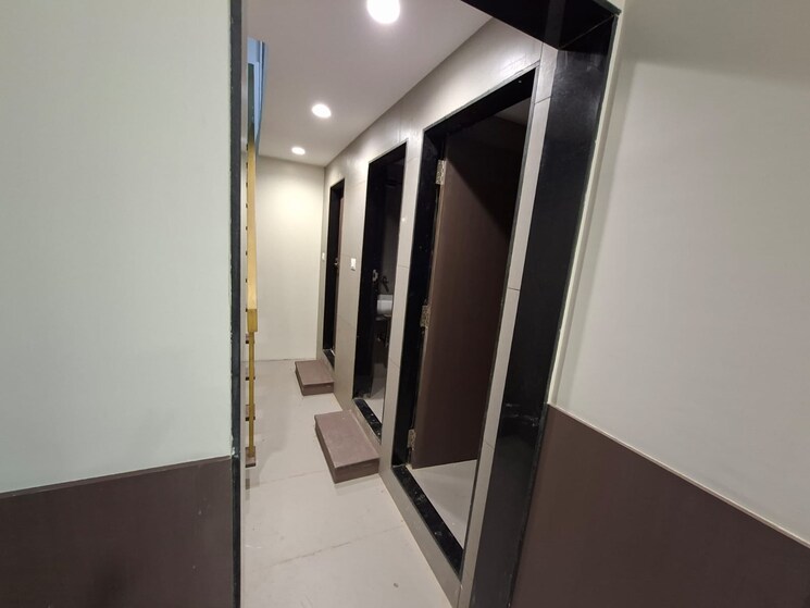 undefined, satra-plaza Commercial Office Space 2000 Sq.Ft. In Vashi Sector 19d Navi Mumbai 8853028