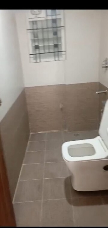 Bathroom in 2 BHK Apartment at Kammanahalli – for Rent