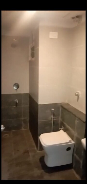Bathroom in 2 BHK Apartment at Kammanahalli – for Rent