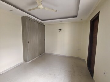 Room in 4 BHK Apartment at SS Mayfield Gardens, Sector 51 – for Rent