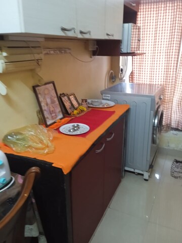 Master Bedroom in 1 BHK Apartment at Green View Goregaon, Goregaon East – for Rent