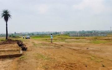Plot For Sale in Silani Chowk