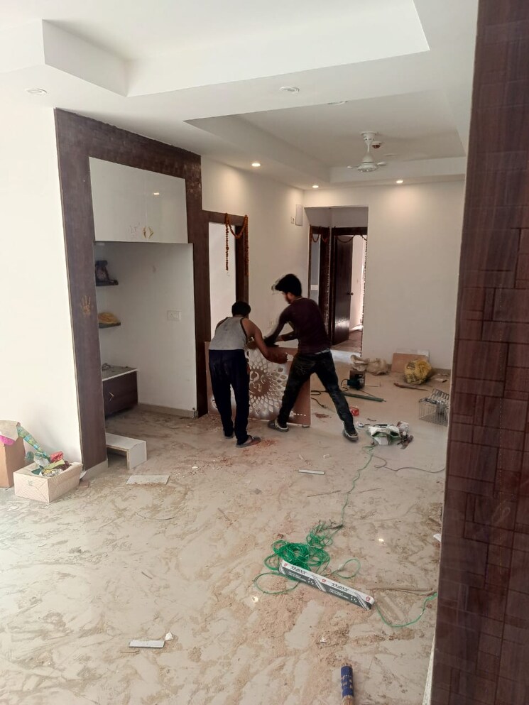  Parking, t-homes-phase-1 3 Bedroom 1550 Sq.Ft. Apartment In Siddharth Vihar Ghaziabad 8853175