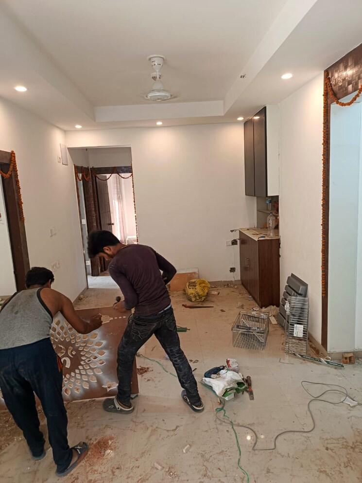 Living Room, t-homes-phase-1 3 Bedroom 1550 Sq.Ft. Apartment In Siddharth Vihar Ghaziabad 8853175
