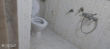 Bathroom in 1 BHK Apartment at Rosario CHS, Borivali West – for Rent
