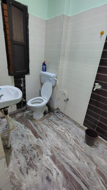 Bathroom in 2 BHK Builder Floor at Dwarka Mor – for Rent
