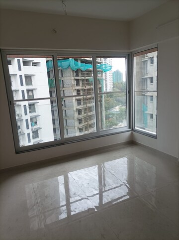 Room in 2 BHK Apartment at Sneh CHS Goregaon East, Goregaon East – for Rent