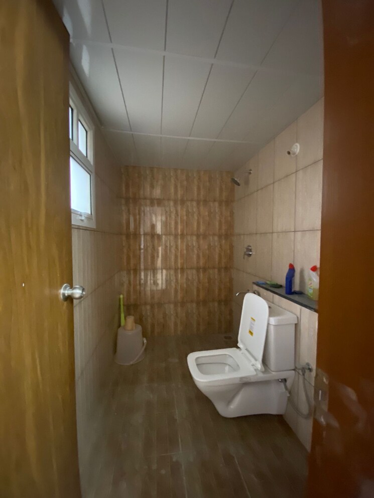 Bathroom, prestige-finsbury-park-regent 3 Bedroom 1300 Sq.Ft. Apartment In Bagaluru Bangalore 8841178