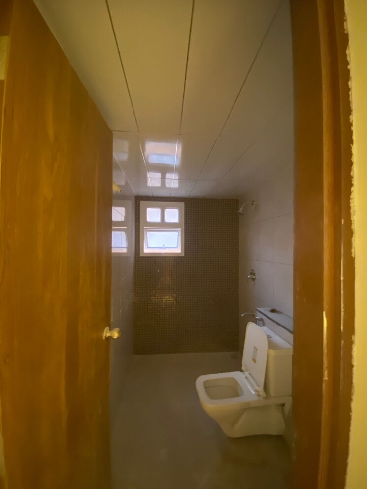 Bathroom, prestige-finsbury-park-regent 3 Bedroom 1300 Sq.Ft. Apartment In Bagaluru Bangalore 8841178