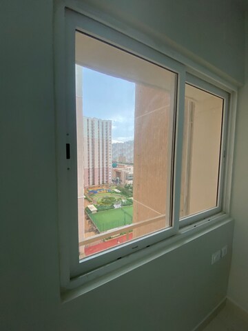 Room in 3 BHK Apartment at Prestige Finsbury Park Regent, Bagaluru – for Rent