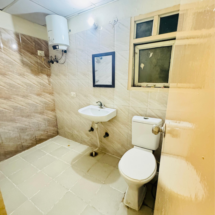 Bathroom, antriksh-golf-view 3 Bedroom 1480 Sq.Ft. Apartment In Sector 78 Noida 8853274