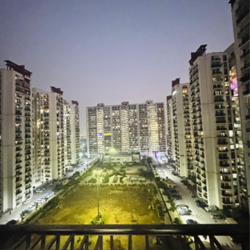 3 BHK Apartment – Exterior View View at Antriksh Golf View, Sector 78 - for Rent
