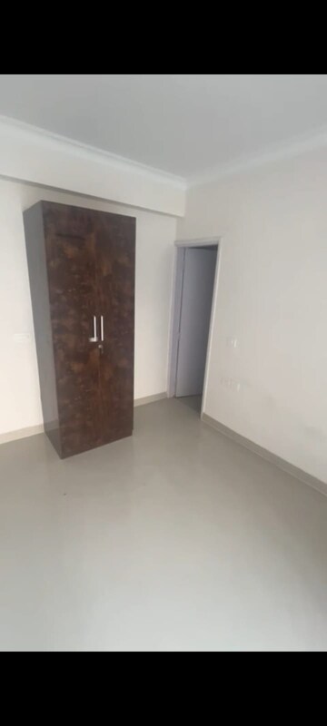 Room in 3 BHK Apartment at Shapoorji Pallonji Joyville Gurgaon, Sector 102 – for Sale