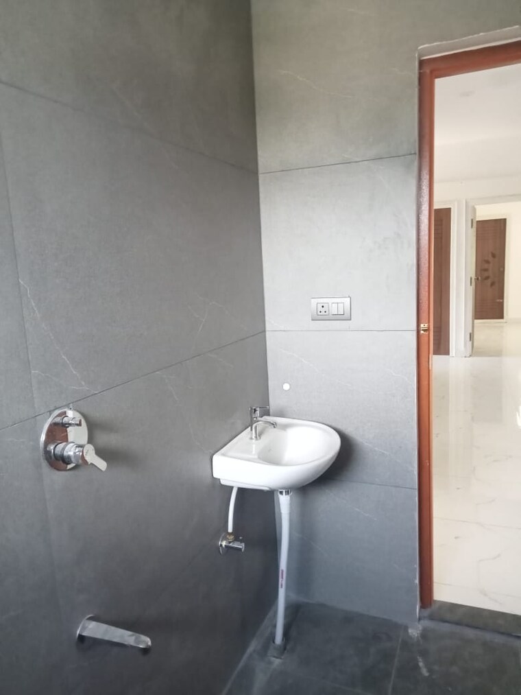 Bathroom, jigani 2 Bedroom 991 Sq.Ft. Apartment In Jigani Bangalore 8853344