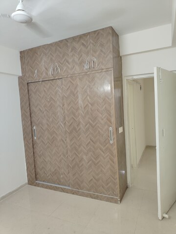 2 BHK Apartment For Rent in Signature The Millennia 2, Sector 37d