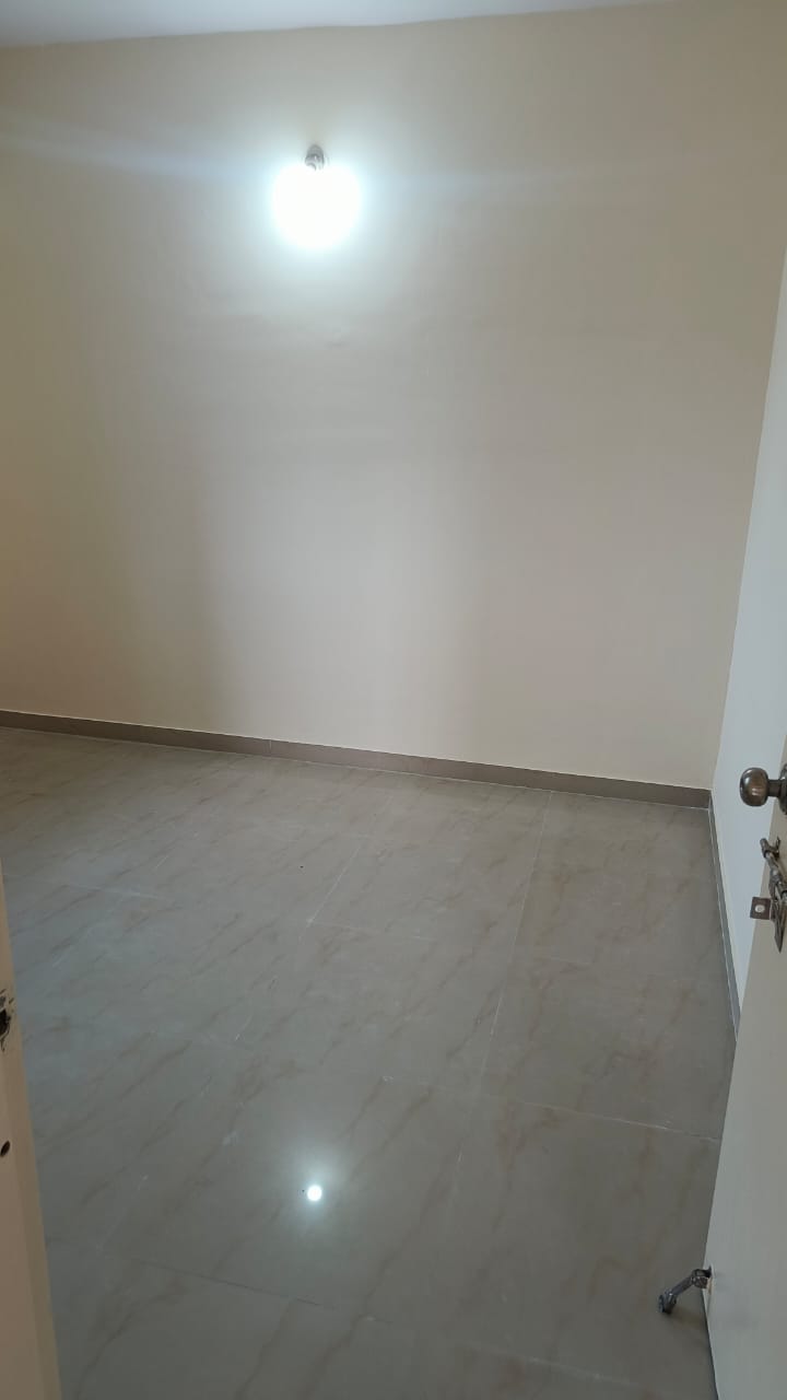 2 BHK + Pooja Room Apartment For Rent in Aarav Ambience