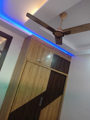 Furnished Amenities in 3 BHK Builder Floor at Dwarka Mor – for Rent