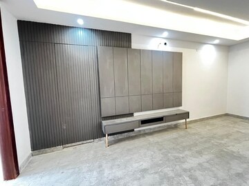 Room in 3 BHK Builder Floor at Shahastradhara Road – for Sale