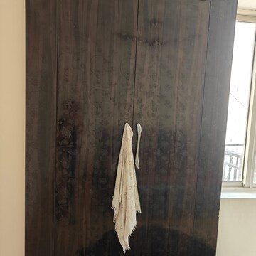 Furnished Amenities in 3 BHK Apartment at Jaypee Greens Kosmos, Sector 134 – for Rent
