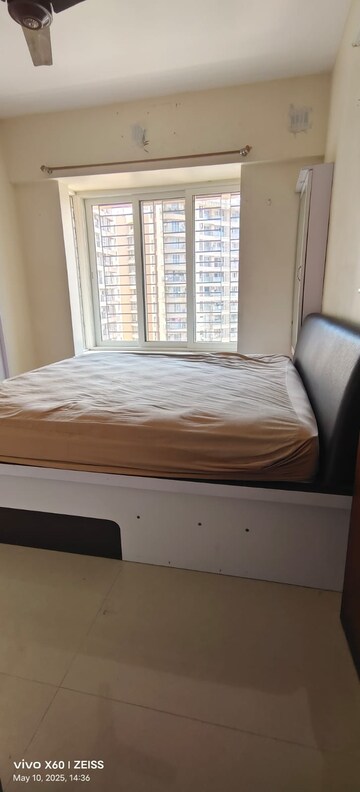 Bedroom in 2 BHK Apartment at Dosti Group Imperia, Manpada – for Rent