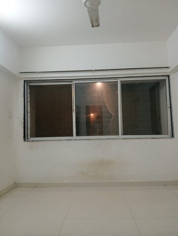 Room in 2 BHK Apartment at Sankalp CHS Malad East, Malad East – for Rent