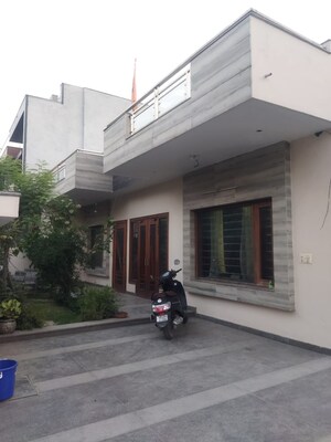 3 BHK Independent House For Sale in Sector 8