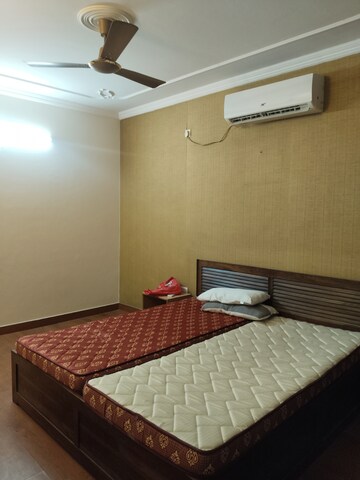 Bedroom in 4 BHK Apartment at Sarita Vihar – for Rent