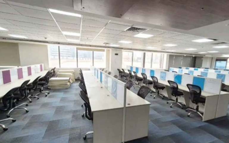 Office Space For Rent in Ackruti Trade Centre