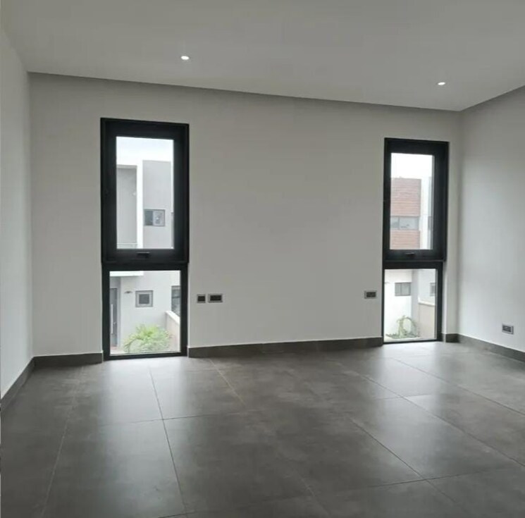 Room, sector 28 3 Bedroom 2700 Sq.Ft. Builder Floor In Sector 28 Faridabad 8853540