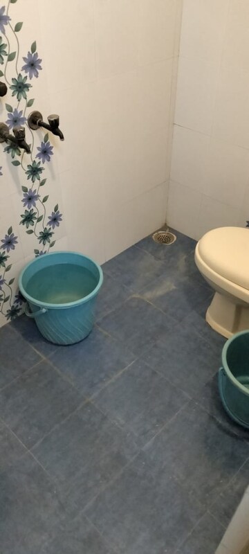 Bathroom in 1 RK Independent House at RWA Apartments, Sector 31 – for Rent