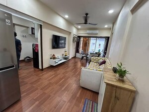 2 BHK Apartment For Sale in Om Suryodaya CHS, Dahisar East