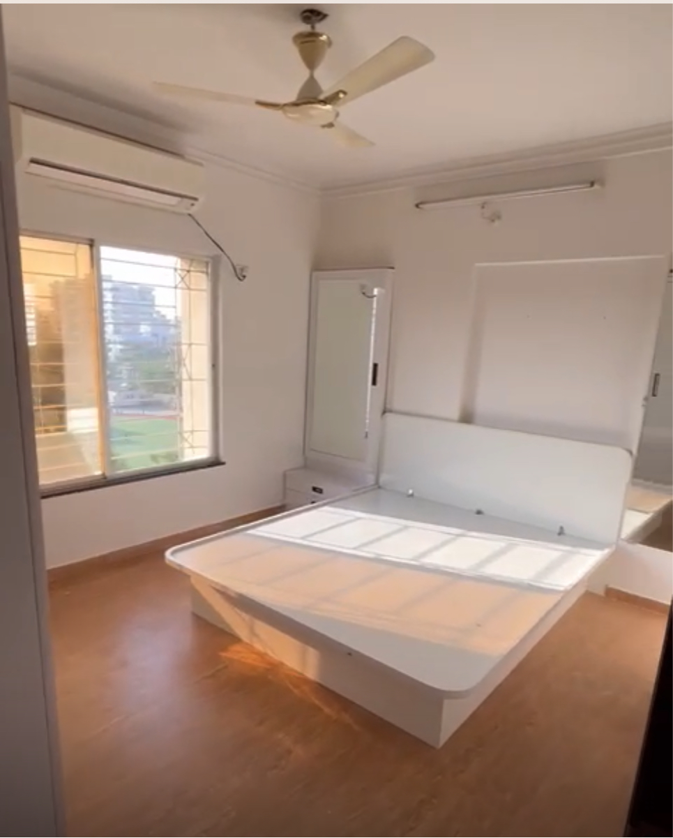 2 BHK Apartment For Sale in GK Rose Icon