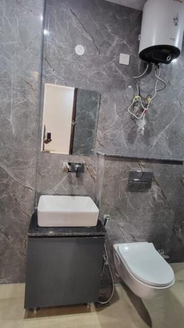 Furnished Amenities in 3 BHK Apartment at Paras Irene, Sector 70a – for Sale