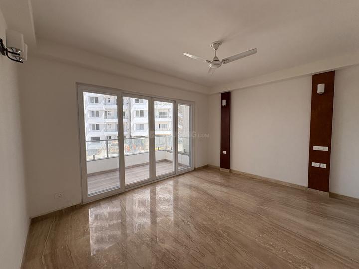 3 BHK + Extra Room Apartment For Sale in Paras Irene