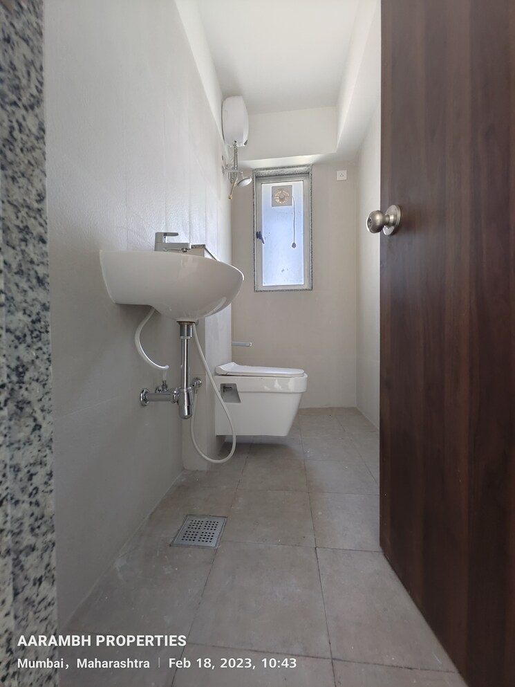 Bathroom, naman-premier 1 Bedroom 450 Sq.Ft. Apartment In Andheri East Mumbai 8853607