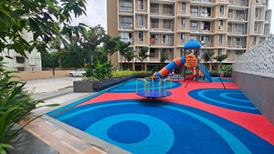 Swimming Pool in 2 BHK Apartment at Kolte Patil Vaayu, Dahisar West – for Sale