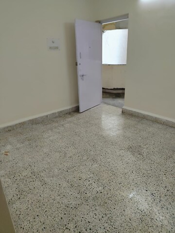 Room in 1 BHK Apartment at Harmony Lokmilan Co Op Housing Society, Chandivali – for Rent