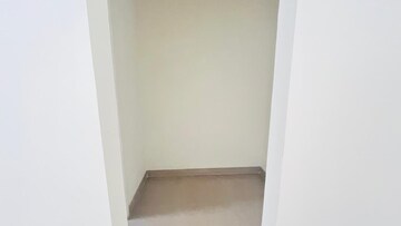Room in 4 BHK Apartment at Sare Home, Sector 92 – for Rent