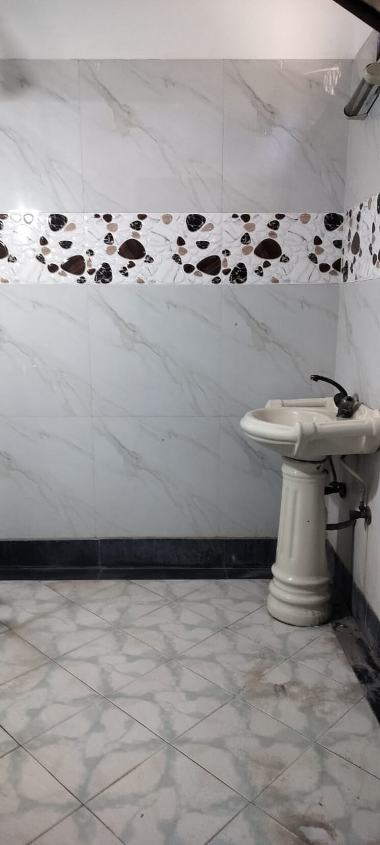 Bathroom, rwa-apartments-sector-19 1 Bedroom 1200 Sq.Ft. Independent House In Sector 19 Noida 8853661