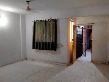 Room in 2 BHK Apartment at Nanpura – for Rent