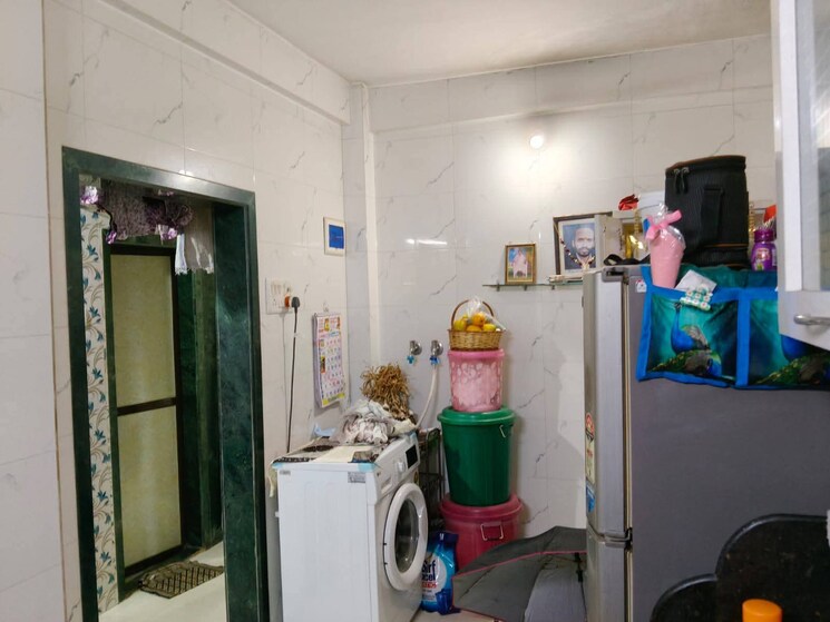 Team Area, silver-om-yashodhan-chs 1 Bedroom 465 Sq.Ft. Apartment In Naupada Thane 8853658