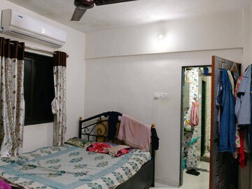 Bedroom in 1 BHK Apartment at Silver Om Yashodhan CHS, Naupada – for Rent