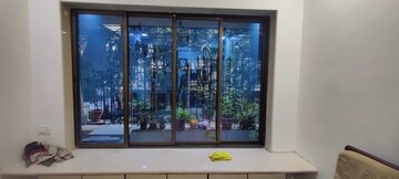 Room in 2 BHK Apartment at K Raheja Vihar, Powai – for Rent